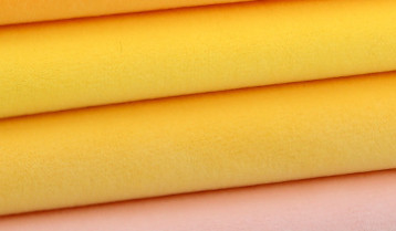 Knitted 220G 100% Polyester Short Wool Velvet Fabric For Toy Hold Pillow 150 Cm