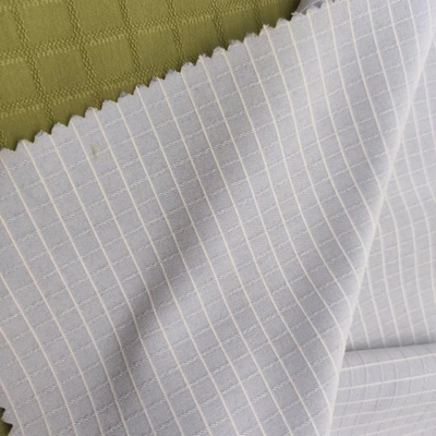 Ripstop 100 Polyester 75DX150D 190gsm Dyed Microfiber Fabric